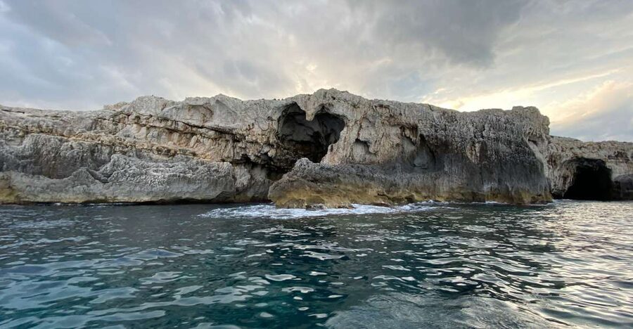 Syracuse: Boat Trip of Ortigia Island and Sea Caves - Castello Maniace and the swim stop