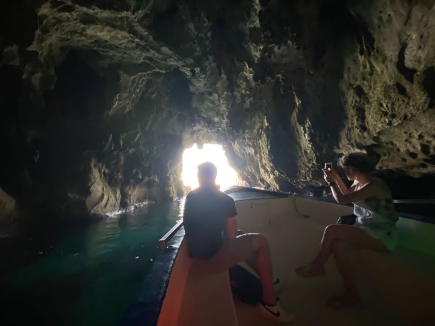 Syracuse: Boat Trip of Ortigia Island and Sea Caves - Under the Umberto I Bridge and into the big port
