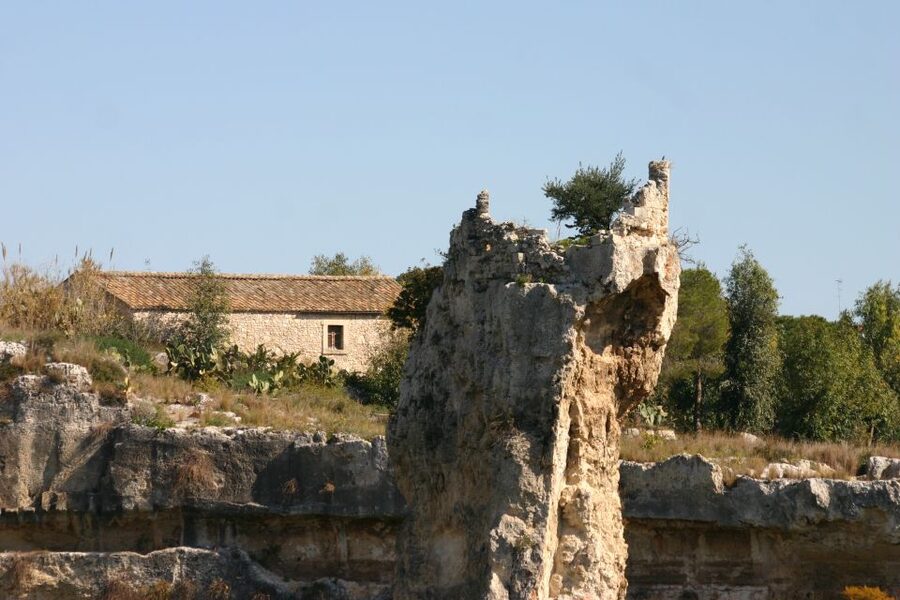 Syracuse: Neapolis Archaeological Park Small Group Tour - The Roman Amphitheater closes the historical loop