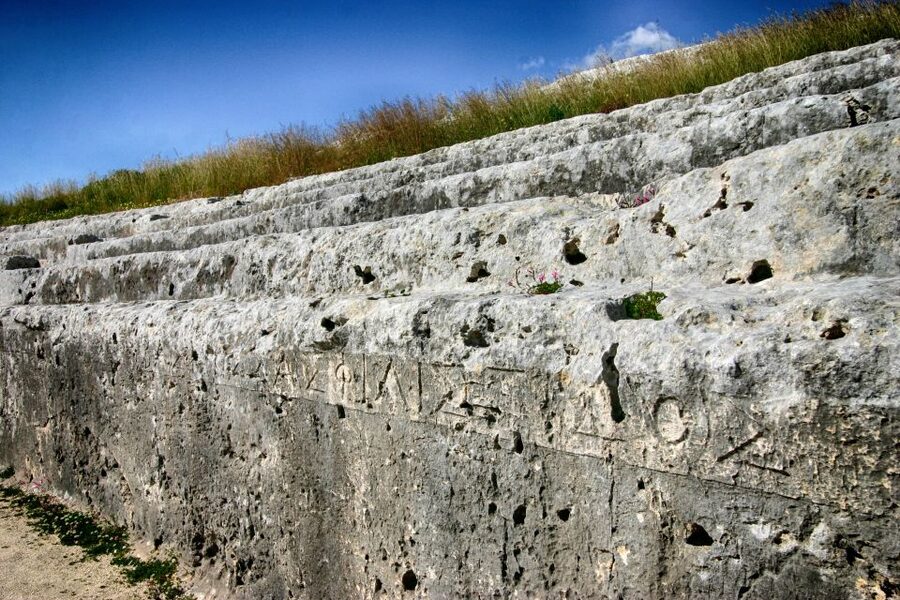 Syracuse: Neapolis Archaeological Park Small Group Tour - Timing, heat, and walking comfort