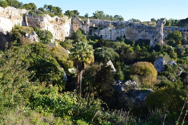 Syracuse: Ortigia and Neapolis Guided Walking Tour - Paradise Latomia and the Ear of Dionysius