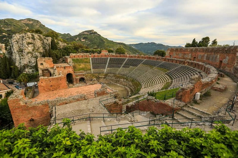 Taormina: Ancient Theater Skip-the-Line Ticket & Audio Guide - Key points at a glance