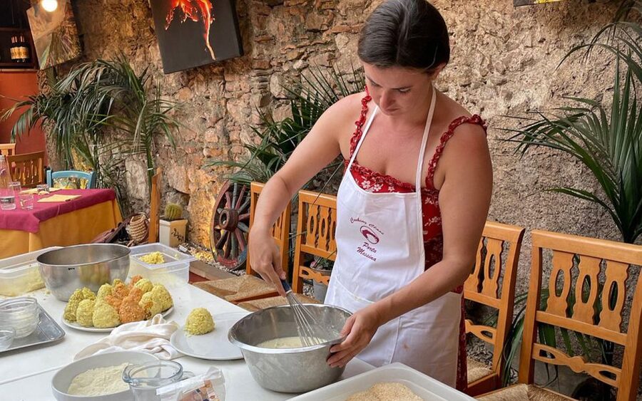 Taormina: Arancino Making Class with Drinks - Dietary requests and food preparation