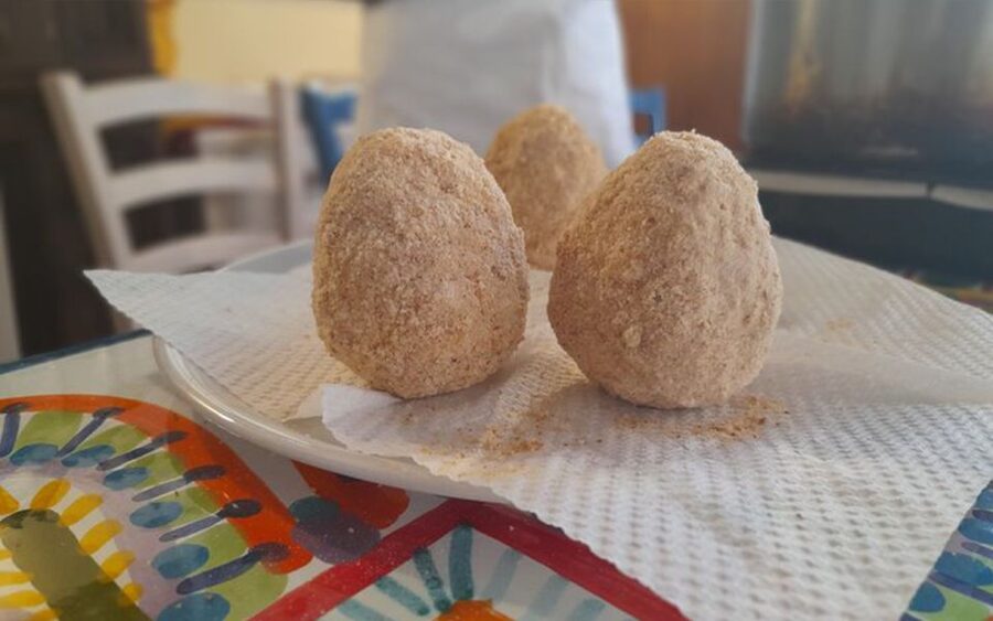 Taormina: Arancino Making Class with Drinks - What the $94 price includes