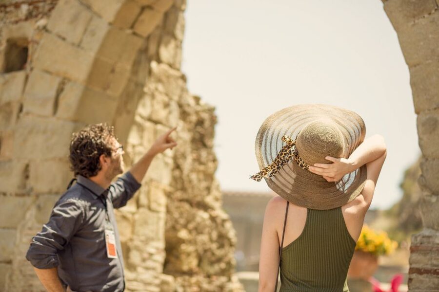 Taormina: Godfather Vs Mafia Tour with Pasta Lunch - Practical details that shape the day