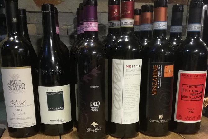 Taste of Lake Como: 4 Wines Paired with Local Cheese Charcuterie - Group size and the social side