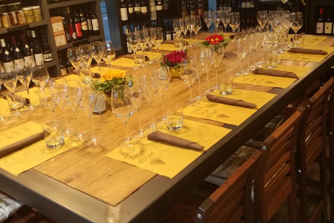 Taste of Lake Como: 4 Wines Paired with Local Cheese Charcuterie - Who should book this Como tasting?