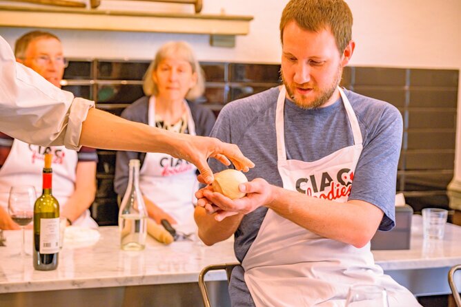 The Italian Way: Pizza and Gelato Class with Unlimited Wine - What the three hours feel like