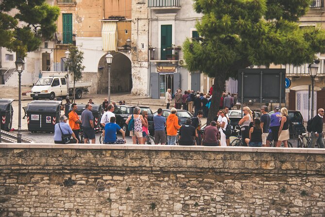 The Original Street Food Walking Tour in Bari - Pasta all’assassina, the dish that divides opinions
