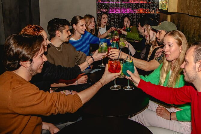 Tipsy Tour: Guided Bar Crawl In Florence with Dark History - Key points to know before you book