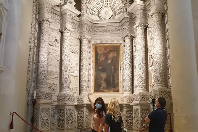 Tour of Lecce with a visit to the basement of the ancient synagogue - How the guides affect the experience