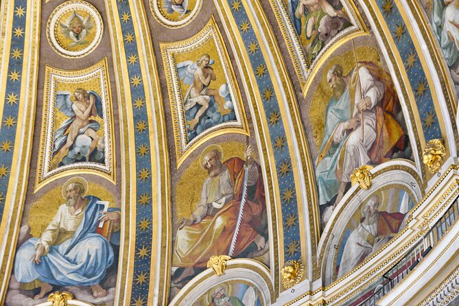 Tour of St Peter's Basilica with Dome Climb and Grottoes - Should you book it?