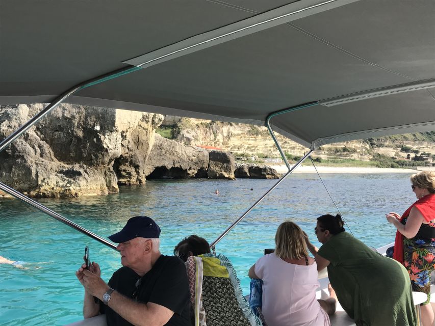 Tropea: Capo Vaticano Boat Trip with Snorkeling & Drink - Group size, comfort, and the practical side