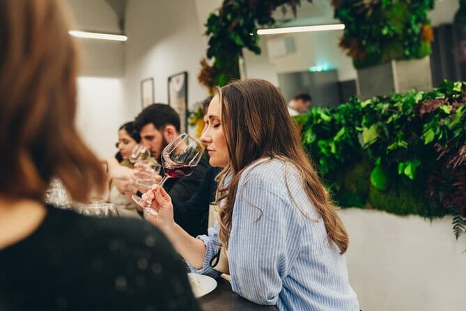 Truffle Hunting Experience with Lunch in San Miniato - A three-course lunch built around fresh truffles