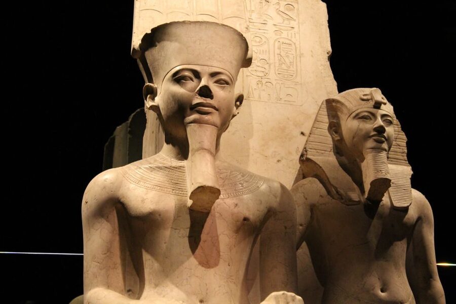 Turin: Guided Egyptian Museum Tour - Meeting your guide on Via Accademia delle Scienze