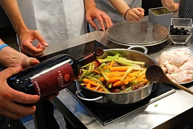 Tuscan Cooking Class and Dinner in Florence - Making pasta, gnocchi, and a changing menu
