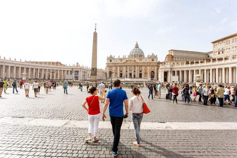 Vatican City: Skip-the-Line Vatican Museums & Sistine Chapel - The Vatican Museums, where the route needs a guide