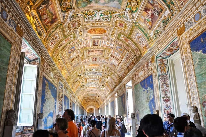 Vatican City: Vatican Museums & Sistine Chapel Entry Ticket - The Gallery of Candelabra and antique sculpture