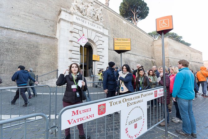 Vatican Museums and Sistine Chapel Fast-Track Tour - Dress rules, tickets, and small details that matter