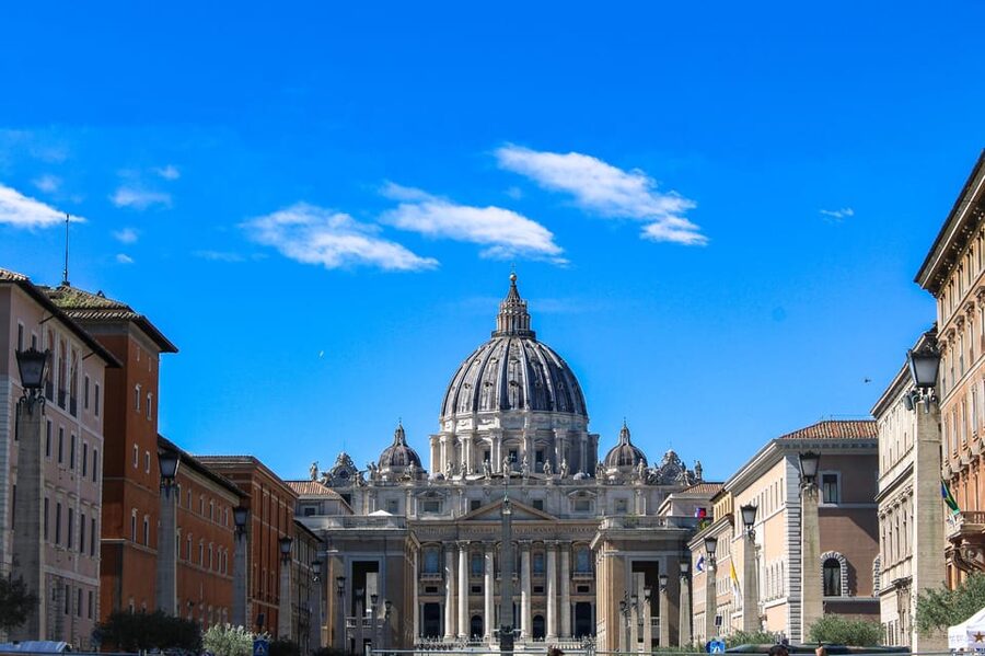 Vatican Museums, Sistine Chapel and St. Peter's Guided Tour - The Sistine Chapel, with time to look quietly