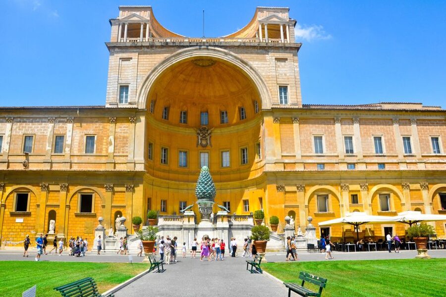 Vatican: Museums & Sistine Chapel Entrance Ticket - Arriving at Viale Vaticano