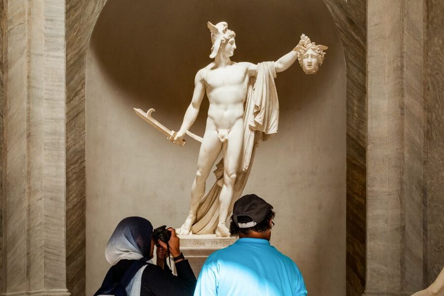 Vatican: Museums & Sistine Chapel Entrance Ticket - Raphael Rooms and the Borgia Apartments