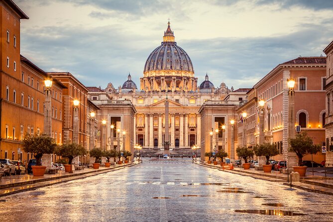 Vatican Museums, Sistine Chapel & St Peter’s Basilica Guided Tour - The Gallery of Maps rewards a closer look