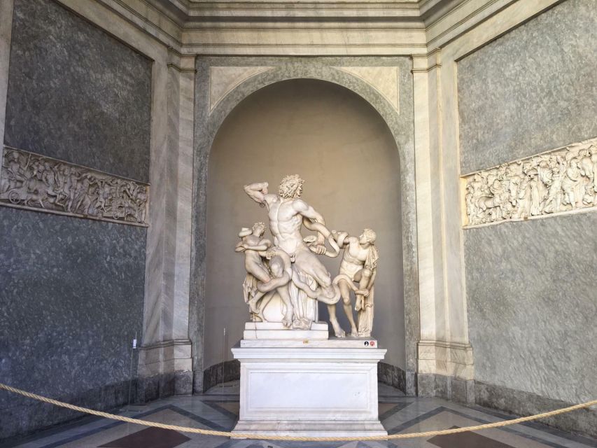 Vatican Museums, Sistine Chapel & St. Peter's Square Tour - Guides, group size, and the value of explanation