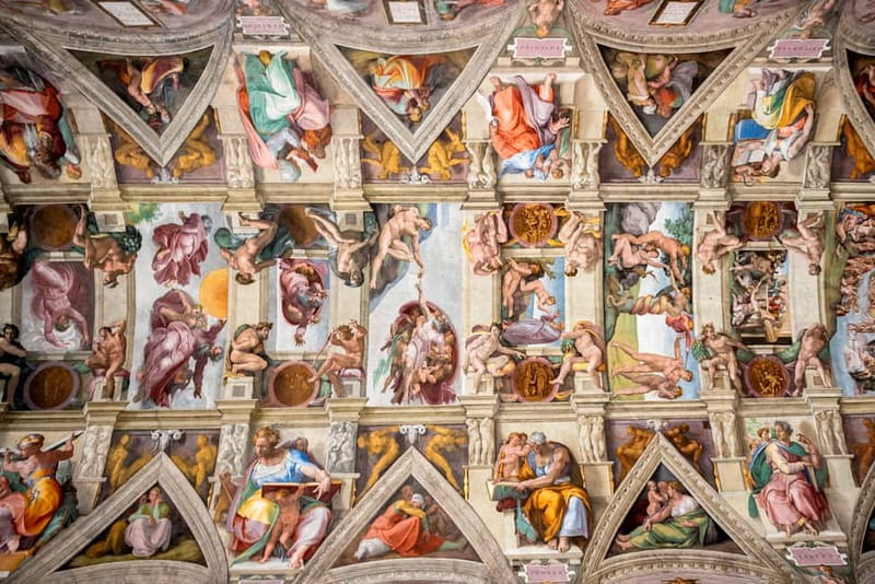 Vatican Museums, Sistine Chapel & St. Peter's Square Tour - What the three-hour pace feels like