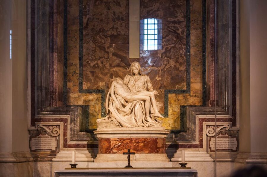 Vatican: Papal Audience and St. Peter's Basilica Guided Tour - Bernini’s Baldacchino and the dome overhead