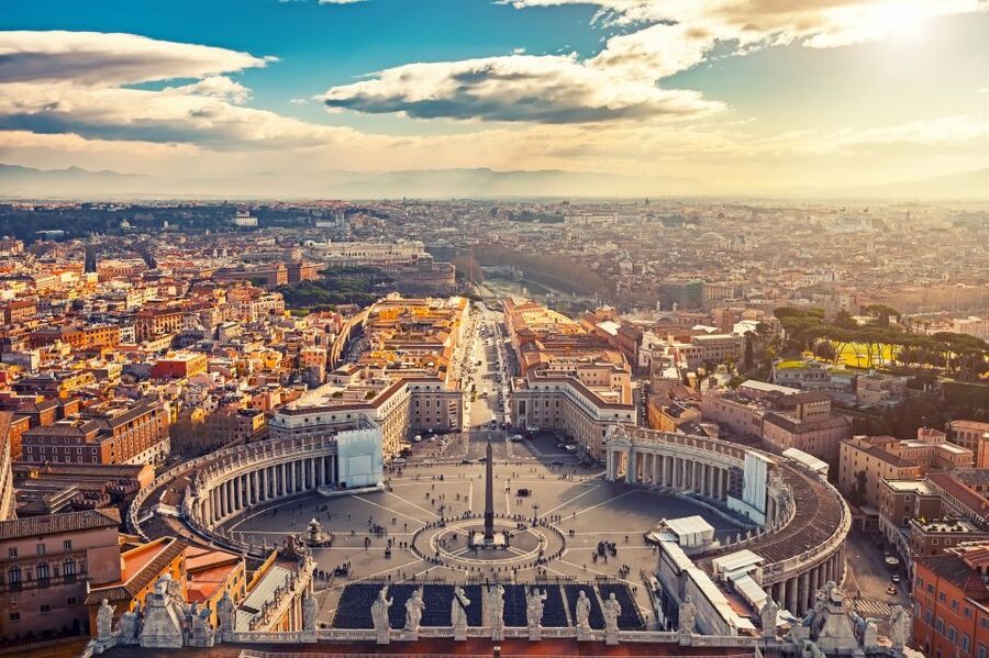 Vatican: Sistine Chapel and Vatican Museums Guided Tour - Entering the Sistine Chapel