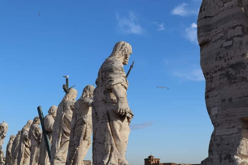 Vatican: St. Peter’s Basilica, Dome Climb & Papal Tombs Tour - Who should choose the Dome option?