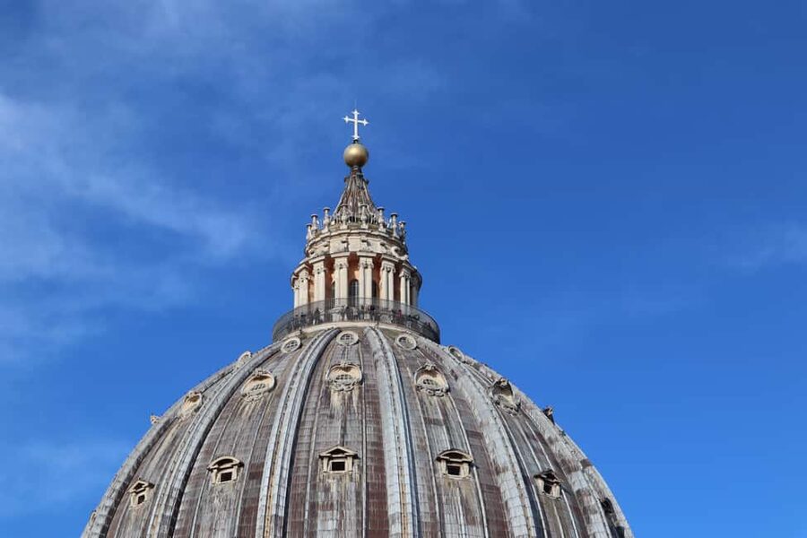 Vatican: St. Peter’s Basilica & Dome Ticket with Audioguide - Inside St. Peter’s Basilica