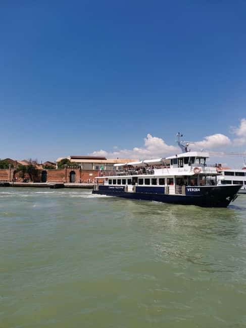Venetian Lagoon Tour: Visit Murano, Burano and Torcello - Burano: the island that earns the camera time