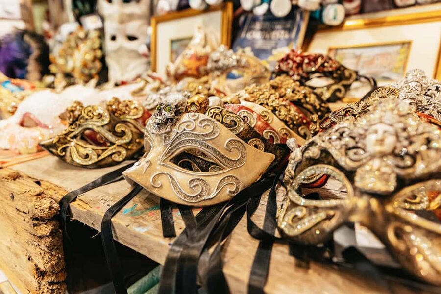 Venice: Carnival Mask Workshop - A small class can make a big difference