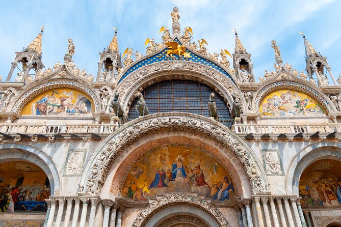 Venice: Doge's Palace and St. Mark's Basilica Guided Tour - What the guides add to the visit