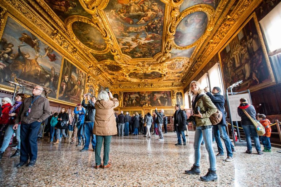 Venice: Doge's Palace Skip-the-Line Tour with Prisons - Inside the Prisons Linked to Casanova