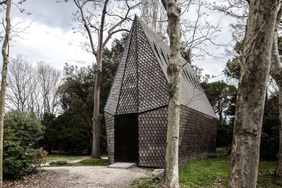 Venice: Explore San Giorgio Island with Ticket & Audio Guide - Inside the Giorgio Cini Foundation