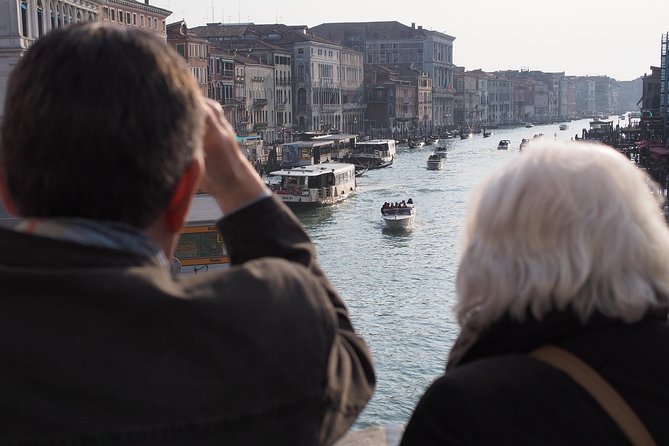 Venice Full-Day Tour from Lake Garda - Guides, Headphones, and Group Size