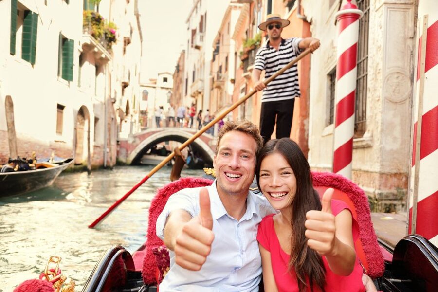 Venice: Grand Canal by Gondola with Live Commentary - Is $44.41 good value?