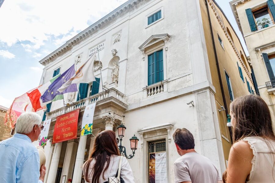 Venice: La Fenice Opera House Entry Ticket with Audio Guide - Collecting the ticket and audio guide