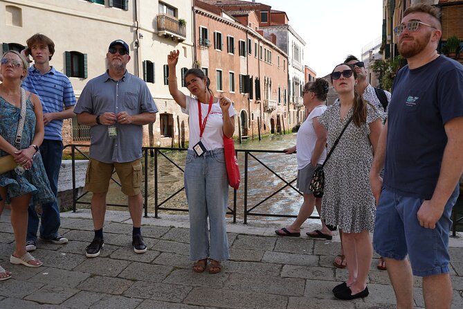 Venice Like a Local: Food, Wine & Spritz Tour with Traghetto Ride - San Polo and the final sweet course