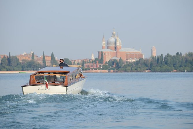 Venice Marco Polo Airport Link Arrival Transfer - The wait before boarding