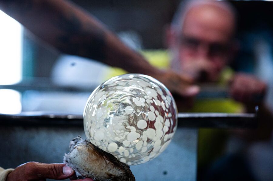 Venice: Murano and Burano Excursion - Murano: glass, church, and a working craft