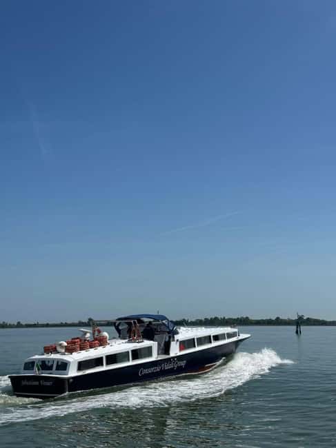 Venice: Murano and Burano Half-Day Lagoon Trip - A fast way to see two very different islands