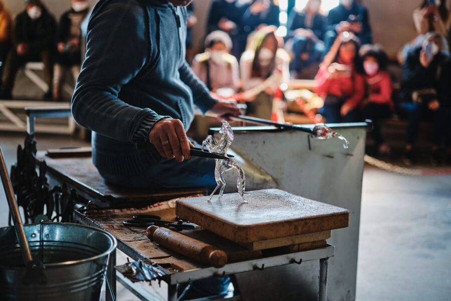 Venice: Murano & Burano Panoramic Boat Tour w/ Glassblowing - Murano: a close look at glassmaking