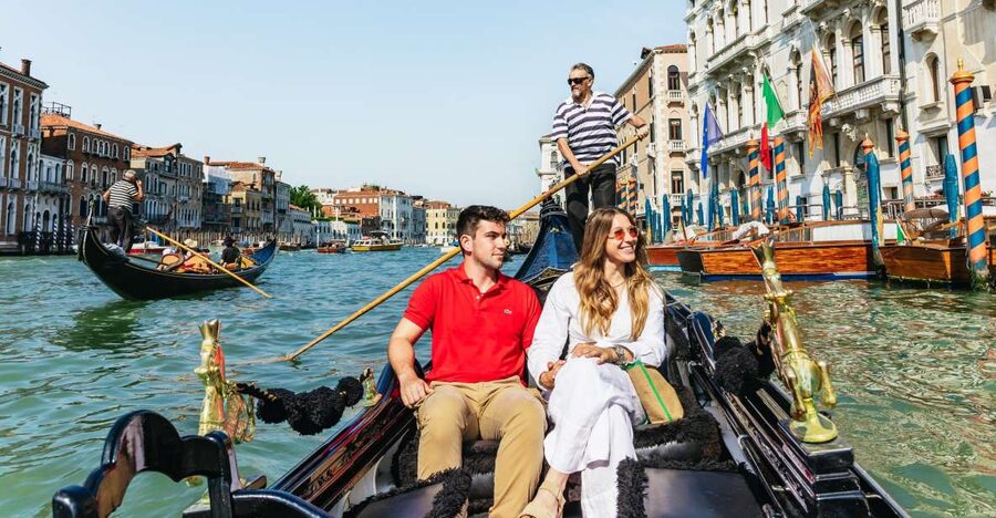 Venice: Private Gondola Ride along Grand Canal - The Gondola Gallery comes before the water