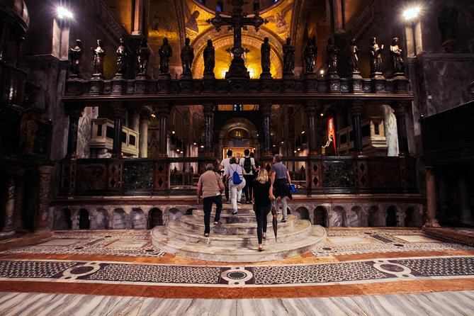 Venice: St Mark's Basilica After-Hours Tour with Optional Doge's Palace - Guides can shape the entire evening