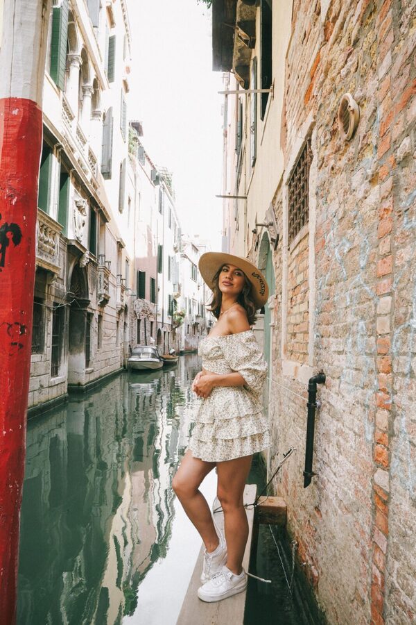 Venice: St. Mark's Basilica & Doge's Palace Tour with Ticket - Meeting beneath the winged lion