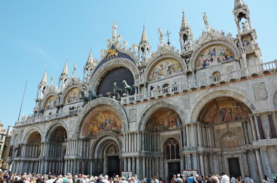 Venice: St. Mark's Basilica Skip-the-Line Entry & Audioguide - Exterior details before or after entry